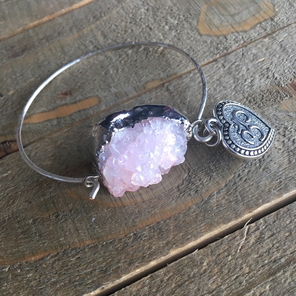 Handmade Jewelry - 🎉HP🎉 Rose Quartz Druzy Stone Bracelet